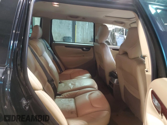 2004 Volvo V70 XC Cross Country with VIN YV1SZ59H641130475, listed as a Copart auction lot 49985455 with 168,328 mi miles and Salvage title. Bid and sale history available at DreamBid. Image 10.