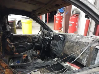 2018 GMC Sierra 1500 SLE z VIN 1GTV2MEC2JZ226046, wystawiony jako IAAI lot #41819120 z przebiegiem Nie podano mil oraz . Historia ofert i sprzedaży dostępna na DreamBid. Obrazek 5.