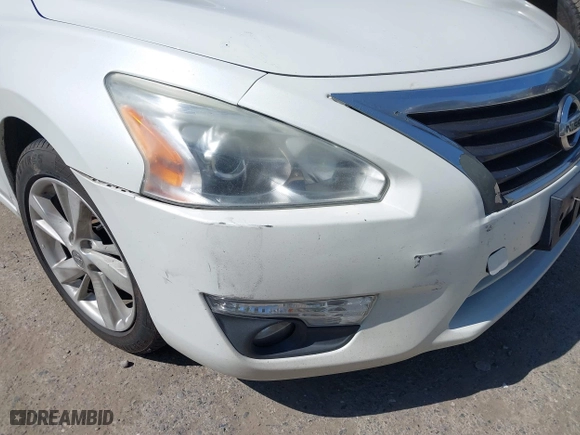 2013 Nissan Altima 2.5 S with VIN 1N4AL3AP3DN471597, listed as a IAAI auction lot 42028075 with 222,461 mi miles. Bid and sale history available at carsss.com. Image 6.