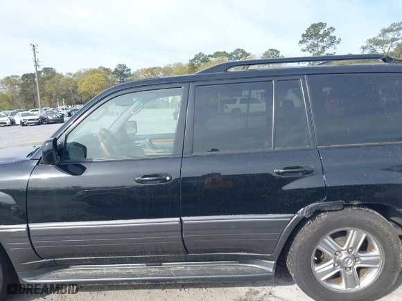 2007 Lexus LX 470 with VIN JTJHT00W674029596, listed as a IAAI auction lot 41904382 with NaN miles. Bid and sale history available at carsss.com. Image 14.