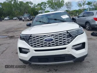 2021 Ford Explorer Platinum with VIN 1FM5K8HC1MGA78194, listed as a IAAI auction lot 42010027 with 1 mi miles. Bid and sale history available at carsss.com. Image 13.