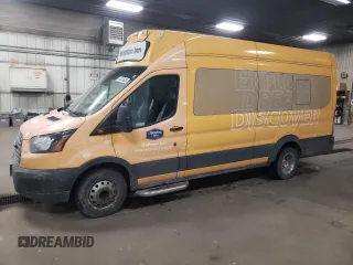 2018 Ford Transit XL z VIN 1FBVU4XG2JKA93182, wystawiony jako Copart lot #44233635 z przebiegiem 204 544 mil mil oraz Szkody całkowita. Historia ofert i sprzedaży dostępna na DreamBid. Obrazek 1.