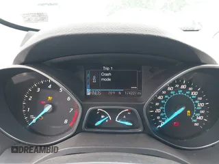 2013 Ford Escape SEL z VIN 1FMCU9H97DUA34665, wystawiony jako IAAI lot #42258567 z przebiegiem 174 227 mil mil oraz . Historia ofert i sprzedaży dostępna na DreamBid. Obrazek 7.