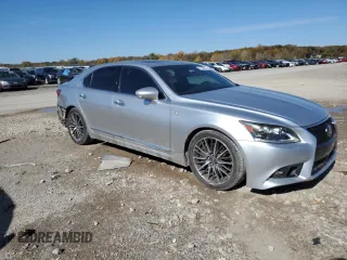 2013 Lexus LS 460 z VIN JTHCL5EF7D5017562, wystawiony jako Copart lot #77442404 z przebiegiem 165 491 mil mil oraz Czysty tytuł • Clean title. Historia ofert i sprzedaży dostępna na DreamBid. Obrazek 4.