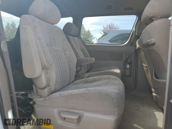 2001 Toyota Sienna LE with VIN 4T3ZF13C61U362980, listed as a Copart auction lot 71986484 with 188,556 mi miles and Salvage Title. Bid and sale history available at carsss.com. Image 11.