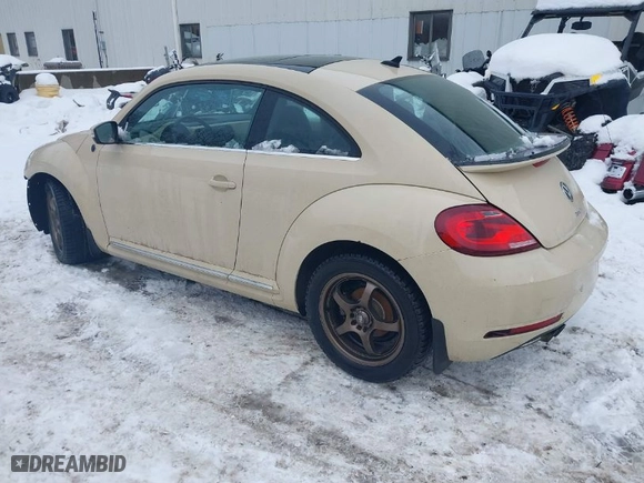 2019 Volkswagen Beetle S with VIN 3VWFD7AT1KM703684, listed as a IAAI auction lot 41571691 with 111,180 mi miles. Bid and sale history available at carsss.com. Image 3.