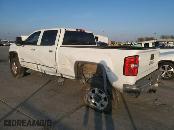 2018 GMC Sierra 2500HD SLT with VIN 1GT12TEYXJF167558, listed as a Copart auction lot 43043825 with 98,363 mi miles and Salvage Title. Bid and sale history available at carsss.com. Image 2.