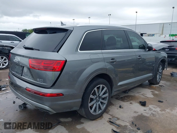 2017 Audi Q7 Premium Plus z VIN WA1LAAF77HD056813, wystawiony jako IAAI lot #42086340 z przebiegiem 83 774 mil mil oraz . Historia ofert i sprzedaży dostępna na DreamBid. Obrazek 4.