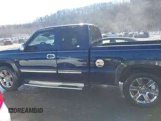 2005 Chevrolet Silverado 1500 Z71 with VIN 1GCEK19Z55Z159638, listed as a IAAI auction lot 41601440 with 158,860 mi miles. Bid and sale history available at carsss.com. Image 15.