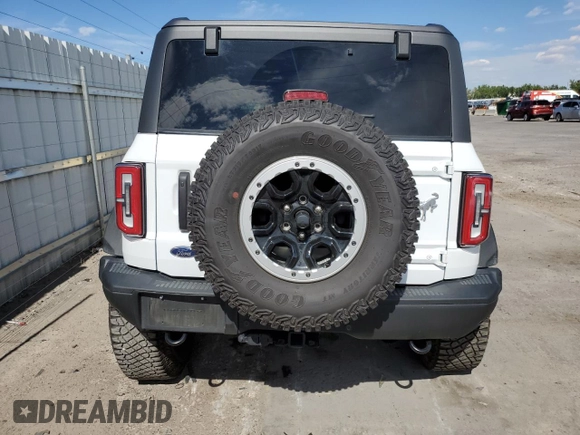 2022 Ford Bronco with VIN 1FMEE5DP4NLB30750, listed as a Copart auction lot 68244093 with 17,443 mi miles. Bid and sale history available at carsss.com. Image 6.