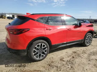 2024 Chevrolet Blazer RS z VIN 3GNKBKRS0RS152022, wystawiony jako Copart lot #46434405 z przebiegiem 11 863 mil mil oraz Szkody całkowita. Historia ofert i sprzedaży dostępna na DreamBid. Obrazek 3.