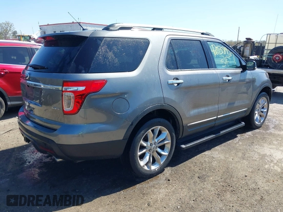 2012 Ford Explorer XLT with VIN 1FMHK8D87CGA39302, listed as a IAAI auction lot 42038927 with 140,466 mi miles and . Bid and sale history available at DreamBid. Image 4.
