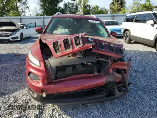 2015 Jeep Cherokee Latitude with VIN 1C4PJLCS4FW602139, listed as a Copart auction lot 51831915 with 138,910 mi miles and Salvage Title. Bid and sale history available at carsss.com. Image 5.