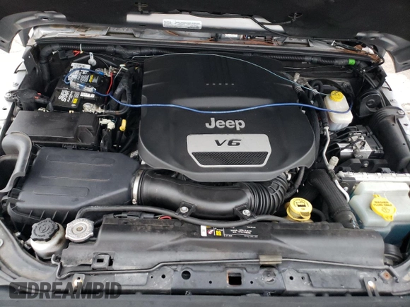 2018 Jeep Wrangler JK Unlimited Sahara with VIN 1C4HJWEG3JL922027, listed as a Copart auction lot 84173794 with 113,226 mi miles and Salvage Title. Bid and sale history available at carsss.com. Image 11.