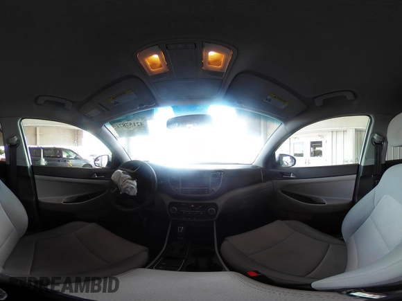 2018 Hyundai Tucson SE z VIN KM8J2CA44JU657178, wystawiony jako IAAI lot #42157871 z przebiegiem 130 715 mil mil oraz . Historia ofert i sprzedaży dostępna na DreamBid. Obrazek 18.