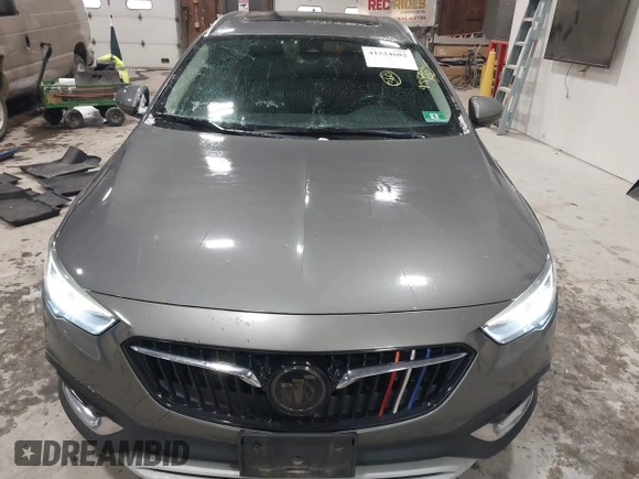 2018 Buick Regal Essence with VIN W04GV8SX5J1110895, listed as a IAAI auction lot 41524602 with 93,920 mi miles and . Bid and sale history available at DreamBid. Image 6.