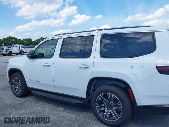 2024 Jeep Wagoneer Series II with VIN 1C4SJVBP6RS101526, listed as a IAAI auction lot 41684750 with 31,415 mi miles and . Bid and sale history available at DreamBid. Image 14.