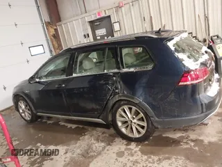 2019 Volkswagen Golf S z VIN 3VWH17AU7KM513463, wystawiony jako IAAI lot #41197885 z przebiegiem 71 382 mil mil oraz . Historia ofert i sprzedaży dostępna na DreamBid. Obrazek 14.