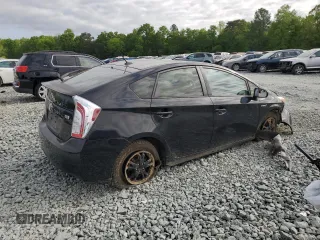 2013 Toyota Prius One z VIN JTDKN3DU6D1708603, wystawiony jako Copart lot #55022565 z przebiegiem 214 510 mil mil oraz Szkoda całkowita • Salvage title. Historia ofert i sprzedaży dostępna na DreamBid. Obrazek 3.