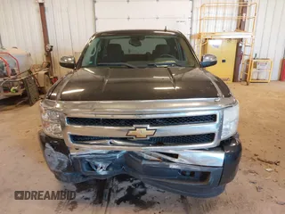 2010 Chevrolet Silverado 1500 LS with VIN 3GCRKREA6AG199138, listed as a IAAI auction lot 41750312 with 208,628 mi miles and . Bid and sale history available at DreamBid. Image 12.