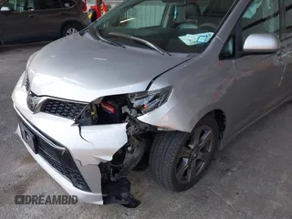 2018 Toyota Sienna SE with VIN 5TDXZ3DC0JS950481, listed as a IAAI auction lot 42404211 with 87,697 mi miles and . Bid and sale history available at DreamBid. Image 6.