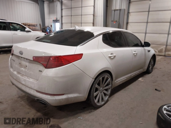 2011 Kia Optima LX with VIN KNAGM4A7XB5121112, listed as a IAAI auction lot 41384717 with 140,821 mi miles and . Bid and sale history available at carsss.com. Image 4.