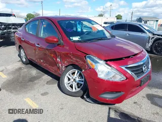 2016 Nissan Versa SV with VIN 3N1CN7APXGL889666, listed as a IAAI auction lot 41788308 with 13,064 mi miles. Bid and sale history available at carsss.com. Image 1.