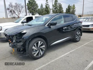 2024 Nissan Murano SL z VIN 5N1AZ2CJ1RC128345, wystawiony jako Copart lot #59569525 z przebiegiem 1 728 mil mil oraz Szkoda całkowita • Salvage title. Historia ofert i sprzedaży dostępna na DreamBid. Obrazek 1.