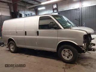 2018 Chevrolet Express Cargo Van with VIN 1GCWGAFG6J1226085, listed as a IAAI auction lot 41952268 with 53,293 mi miles. Bid and sale history available at carsss.com. Image 14.