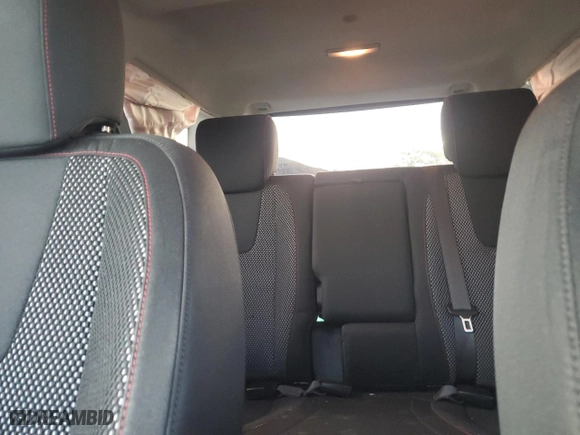 2011 Chevrolet Equinox LT w/1LT with VIN 2CNFLEEC5B6439766, listed as a Copart auction lot 51243725 with 186,492 mi miles and Salvage Title. Bid and sale history available at carsss.com. Image 10.