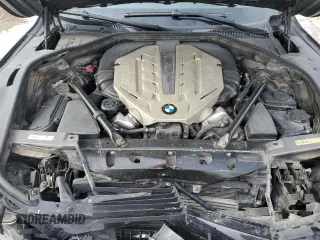 2010 BMW 7 Series 750i xDrive z VIN WBAKC6C56ACL67878, wystawiony jako Copart lot #45727215 z przebiegiem 251 789 mil mil oraz Szkoda całkowita • Salvage title. Historia ofert i sprzedaży dostępna na DreamBid. Obrazek 11.