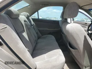 2004 Toyota Camry LE with VIN 4T1BE32KX4U358002, listed as a Copart auction lot 54061515 with 148,007 mi miles and Salvage Title. Bid and sale history available at carsss.com. Image 10.