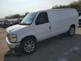 2008 Ford Econoline Cargo Commercial with VIN 1FTNE24L48DA10865, listed as a Copart auction lot 70858474 with 177,770 mi miles and Salvage Title. Bid and sale history available at DreamBid. Image 1.