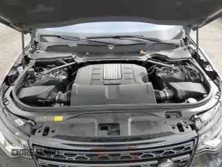 2019 Land Rover Discovery HSE with VIN SALRR2RV6KA095774, listed as a Copart auction lot 69895214 with 52,303 mi miles and Salvage Title. Bid and sale history available at carsss.com. Image 12.
