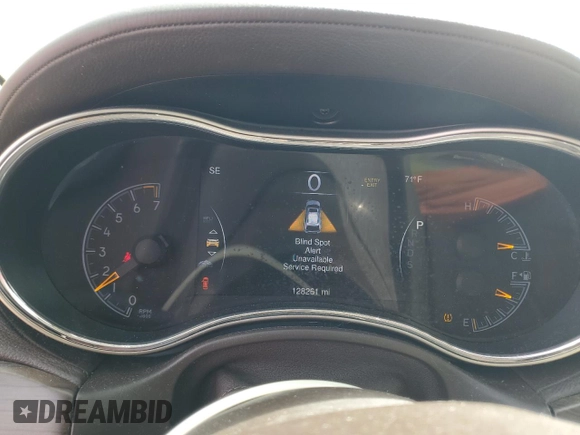 2014 Jeep Grand Cherokee Overland with VIN 1C4RJFCG4EC326325, listed as a Copart auction lot 49166645 with 128,261 mi miles and Salvage Title. Bid and sale history available at DreamBid. Image 9.