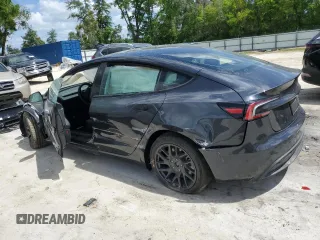2025 Tesla Model 3 Long Range with VIN 5YJ3E1EAXSF922964, listed as a Copart auction lot 51526785 with Not Provided miles and Salvage Title. Bid and sale history available at DreamBid. Image 2.