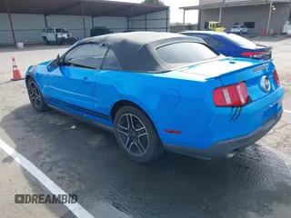 2011 Ford Mustang V6 with VIN 1ZVBP8EM9B5120722, listed as a IAAI auction lot 41762103 with 203,483 mi miles and . Bid and sale history available at DreamBid. Image 3.