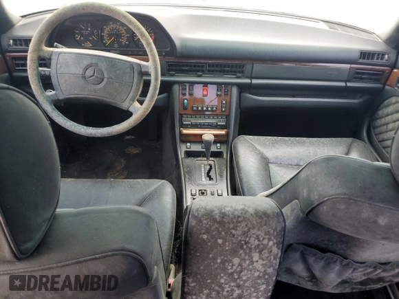 1990 Mercedes-Benz 560 with VIN WDBCA39E0LA525860, listed as a Copart auction lot 79363194 with 269,153 mi miles and Clean Title. Bid and sale history available at DreamBid. Image 8.