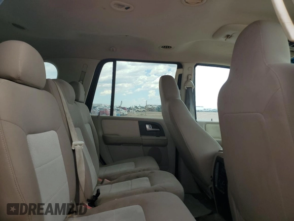 2003 Ford Expedition Special Service with VIN 1FMPU16L93LC14428, listed as a Copart auction lot 67470894 with 177,584 mi miles and Clean Title. Bid and sale history available at carsss.com. Image 11.