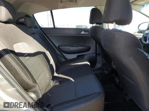 2018 Kia Sportage LX z VIN KNDPMCAC8J7330264, wystawiony jako Copart lot #61582275 z przebiegiem 93 201 mil mil oraz Czysty tytuł • Clean title. Historia ofert i sprzedaży dostępna na DreamBid. Obrazek 11.