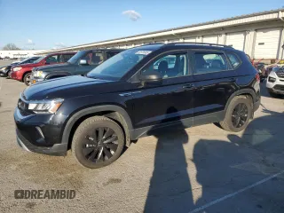 2024 Volkswagen Taos S z VIN 3VV5X7B24RM093447, wystawiony jako Copart lot #52676085 z przebiegiem 8 584 mil mil oraz Szkoda całkowita • Salvage title. Historia ofert i sprzedaży dostępna na DreamBid. Obrazek 1.