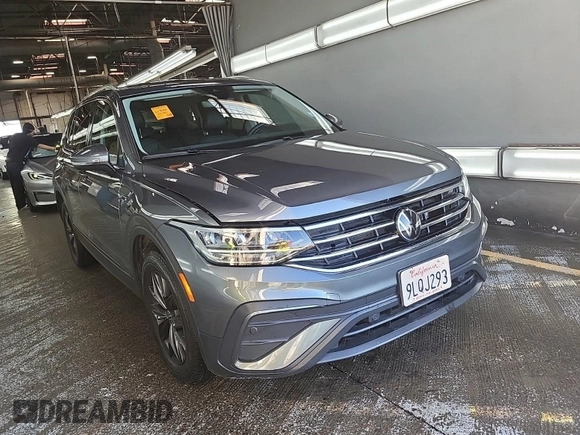 2024 Volkswagen Tiguan SE с VIN 3VV3B7AX0RM107010, выставлен на аукционе IAAI как лот 42889810 с пробегом 22 903 миль миль и . История ставок и продаж доступна на DreamBid. Изображение 22.