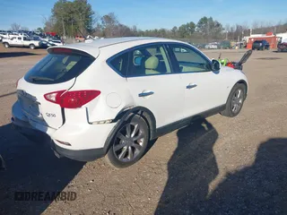 2015 Infiniti QX50 Journey with VIN JN1BJ0HP3FM730822, listed as a IAAI auction lot 41590976 with 70,941 mi miles. Bid and sale history available at carsss.com. Image 4.