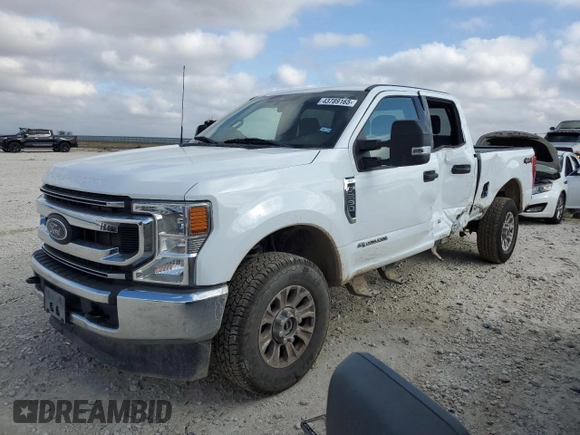 2022 Ford Super Duty F-250 SRW XL with VIN 1FT7W2BT4NEF60114, listed as a Copart auction lot 43789165 with 62,194 mi miles and Salvage Title. Bid and sale history available at carsss.com. Image 1.