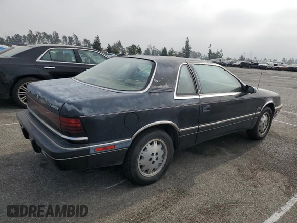 1987 Chrysler LeBaron z VIN 1C3CJ51E1HG137845, wystawiony jako Copart lot #86610254 z przebiegiem Nie podano mil oraz Czysty tytuł • Clean title. Historia ofert i sprzedaży dostępna na DreamBid. Obrazek 3.