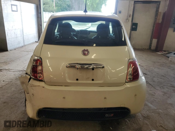 2017 FIAT 500e with VIN 3C3CFFGE9HT525304, listed as a Copart auction lot 61429425 with 33,270 mi miles and Salvage title. Bid and sale history available at DreamBid. Image 6.
