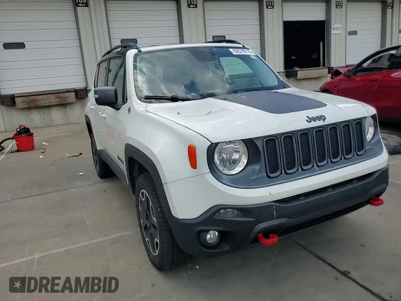 2016 Jeep Renegade Trailhawk z VIN ZACCJBCT9GPC89105, wystawiony jako Copart lot #62579715 z przebiegiem 136 167 mil mil oraz Szkoda całkowita • Salvage title. Historia ofert i sprzedaży dostępna na DreamBid. Obrazek 15.
