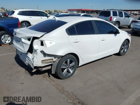 2018 Kia Forte LX with VIN 3KPFL4A71JE224522, listed as a IAAI auction lot 42136006 with 119,298 mi miles. Bid and sale history available at carsss.com. Image 4.