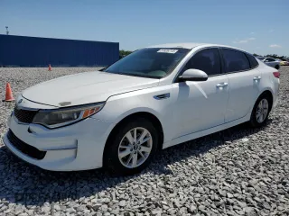 2016 Kia Optima LX z VIN 5XXGT4L33GG069924, wystawiony jako Copart lot #57426715 z przebiegiem 139 047 mil mil oraz Szkoda całkowita • Salvage title. Historia ofert i sprzedaży dostępna na DreamBid. Obrazek 1.