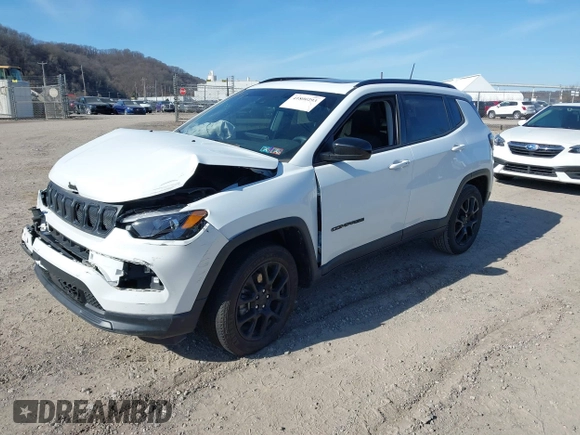 2022 Jeep Compass Latitude Lux с VIN 3C4NJDFB5NT172425, выставлен на аукционе IAAI как лот 41800293 с пробегом 34 588 миль миль и . История ставок и продаж доступна на DreamBid. Изображение 17.